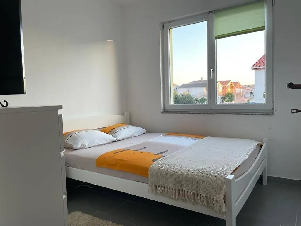 Apartment Bobovik - 3 Bedrooms ヴィル クロアチア