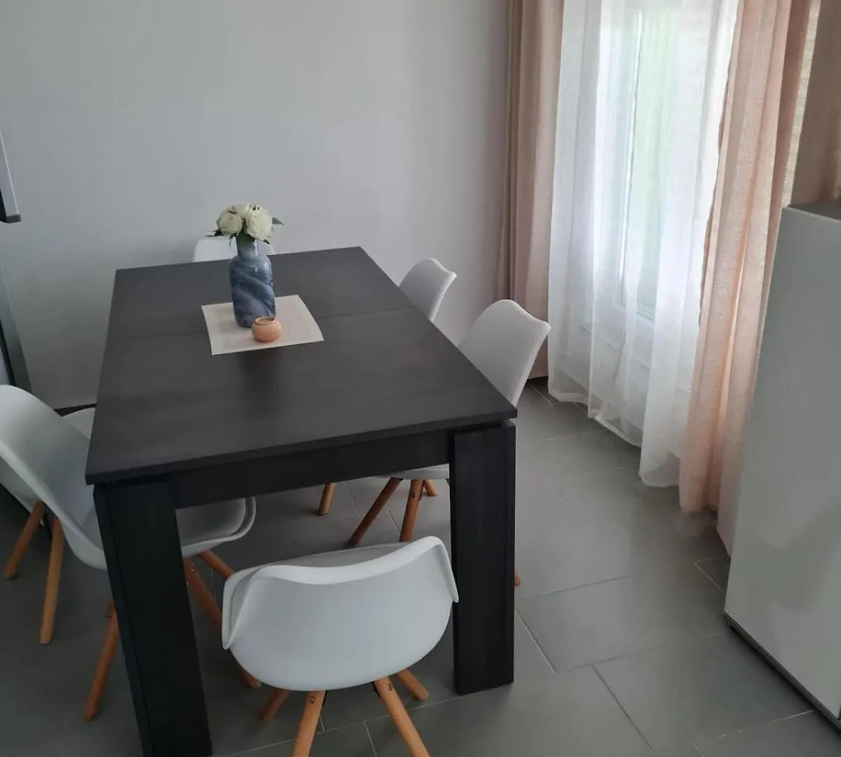 Apartment Bobovik - 3 Bedrooms ヴィル